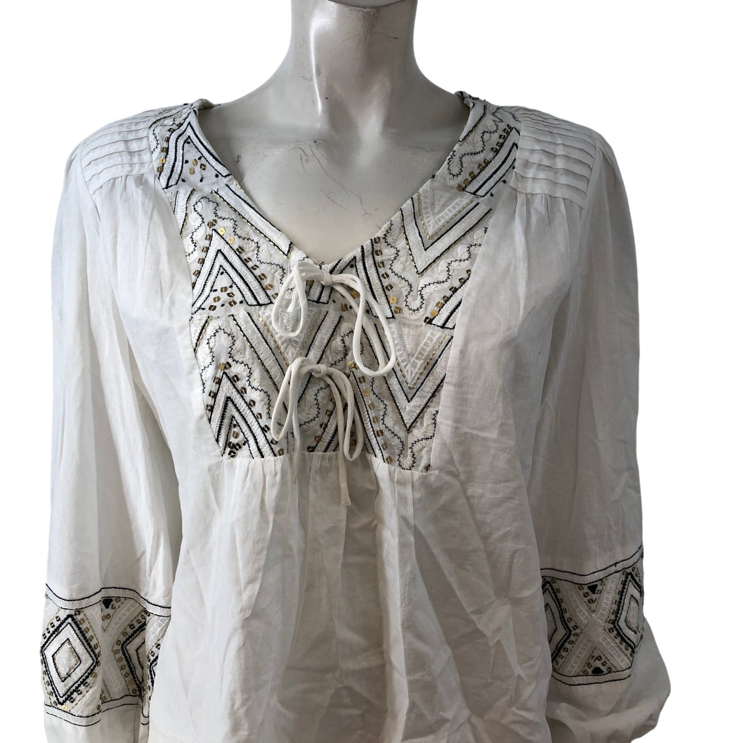 White Embroidered Blouse Women's Size 16 Lightweight Long Sleeve Top