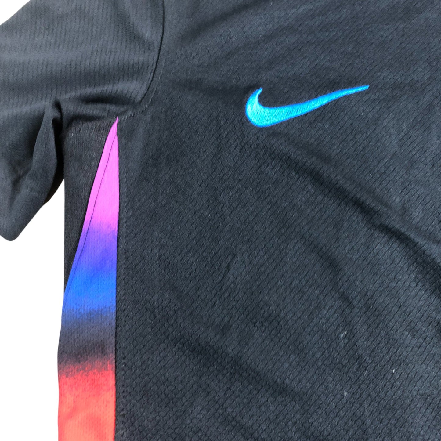 Nike England Football Shirt Black UK Size 8-9 Years Short Sleeve Training Jersey