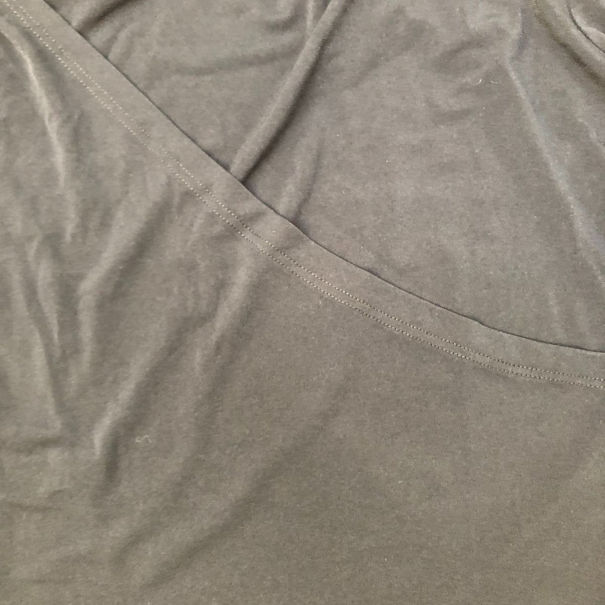 River Island Black Long Sleeve Top Women's Design with Gold Accent Size 16