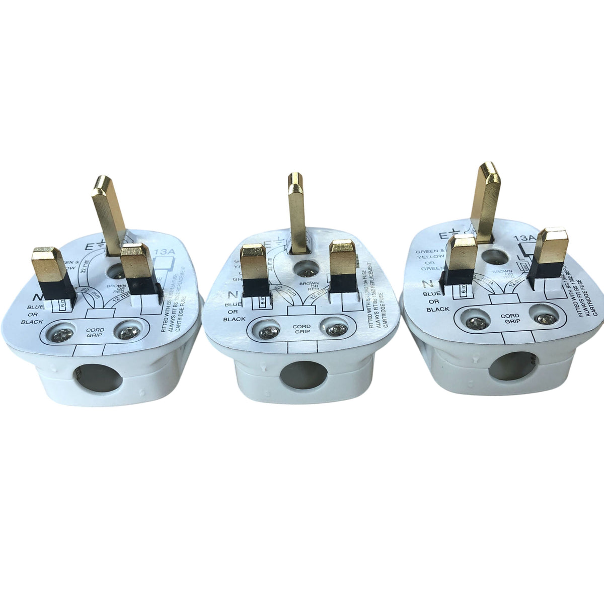 Status 3 Pack 13A White Fused 3 Pin Plug Adapter Electrical Accessories
