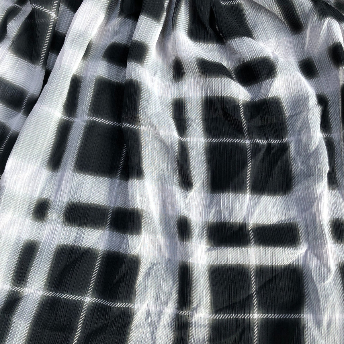 Blouse Size 10 Women's Black White Check Pattern Long Sleeve Top