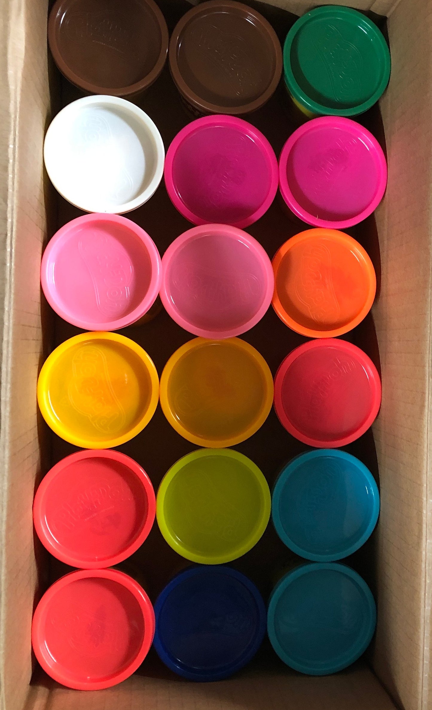 PLAY-DOH Classic 36 Pack Assorted Colours Creative Modelling Clay Set