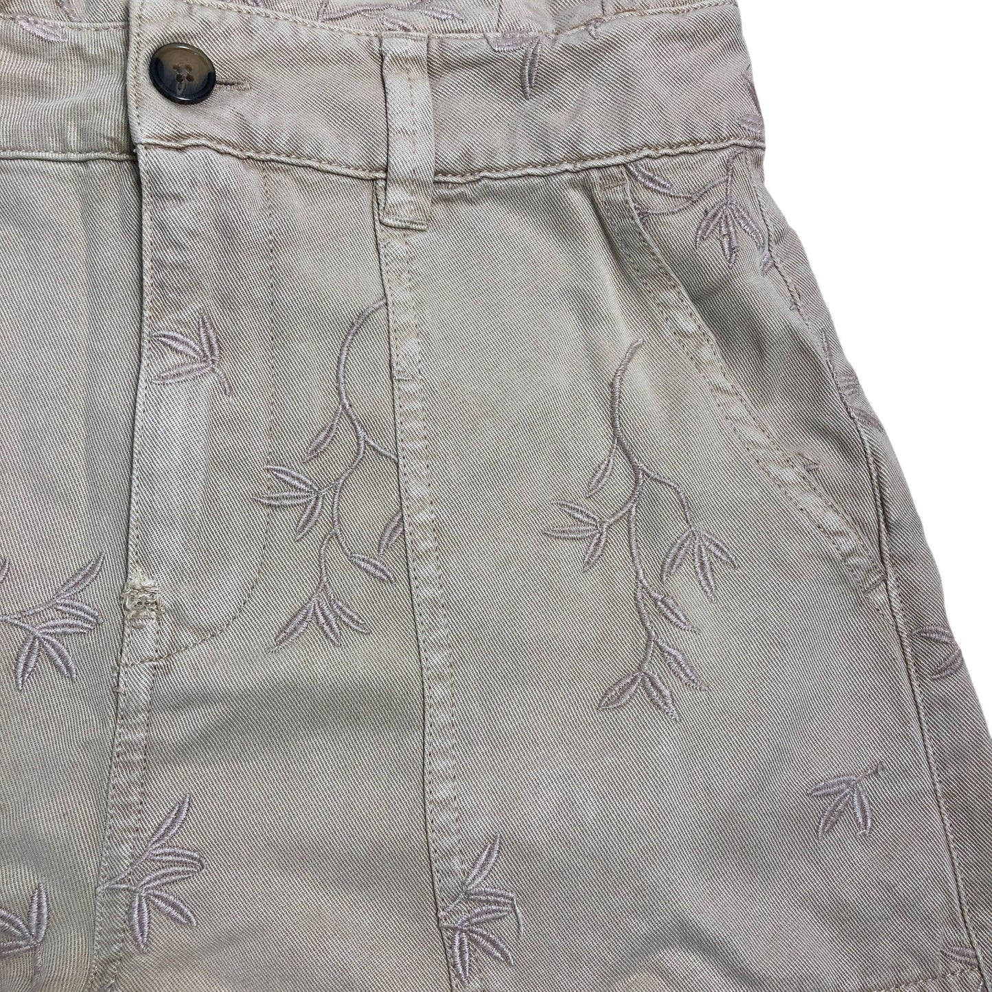 Guess Women's S Embroidered Floral Denim Shorts Casual Summer Style Beige