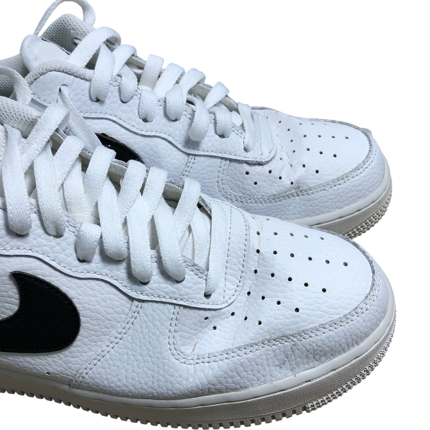 Nike Air Force 1 Low UK9 Men's Trainers White Black Leather Stylish Sneakers